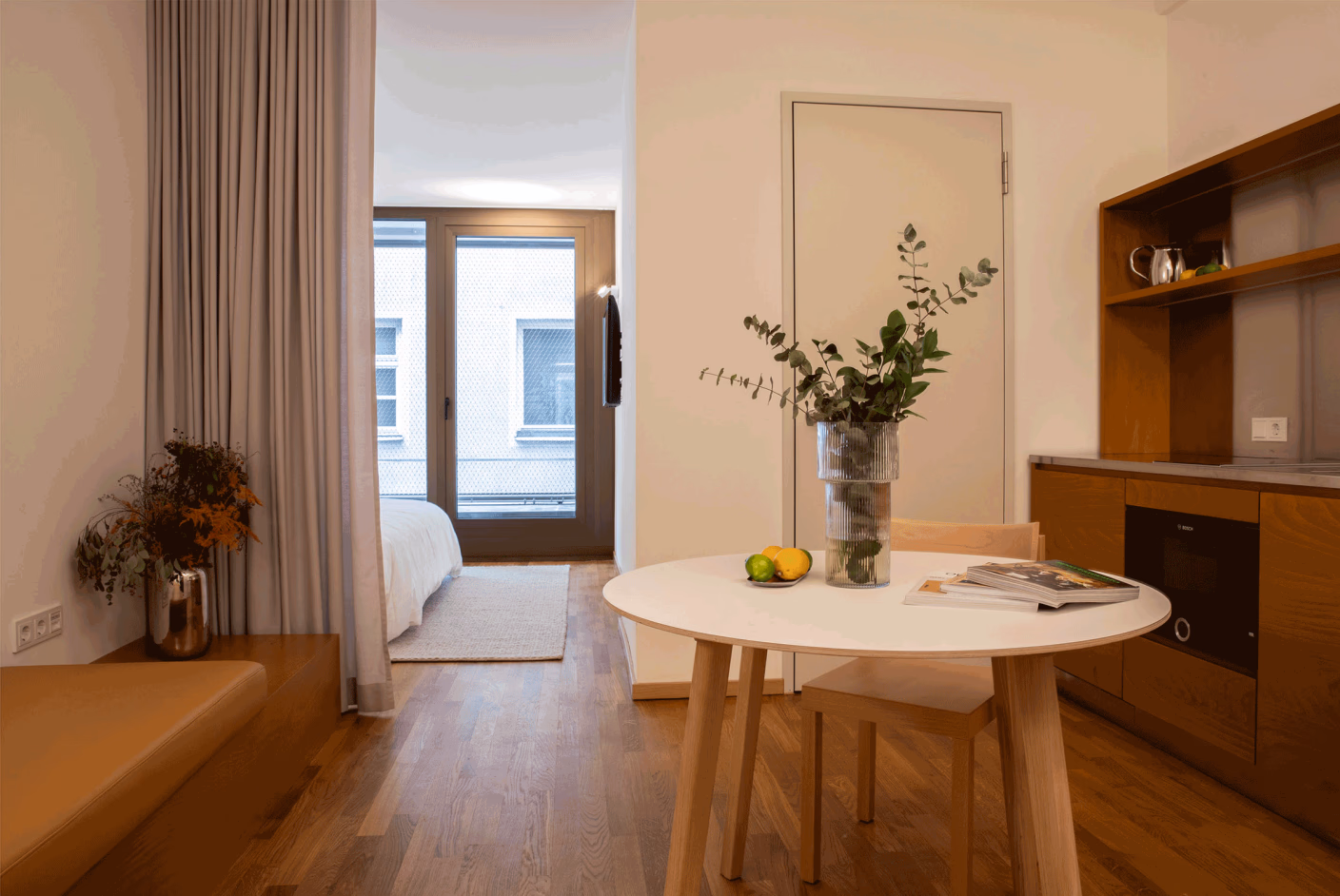 Downtown Kitchen Apartment